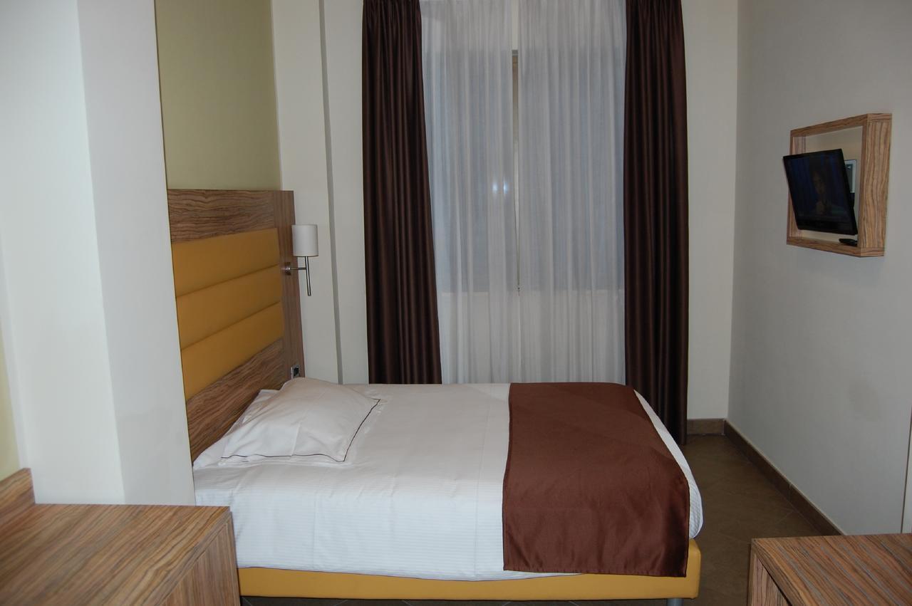 Giga Hotel Villa Santa Lucia Exterior photo