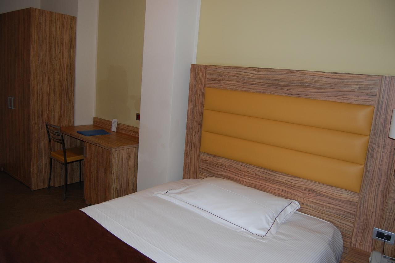 Giga Hotel Villa Santa Lucia Exterior photo